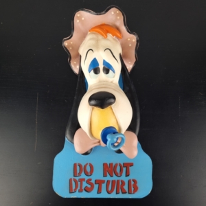 Droopy ''Do not disturb'' sign