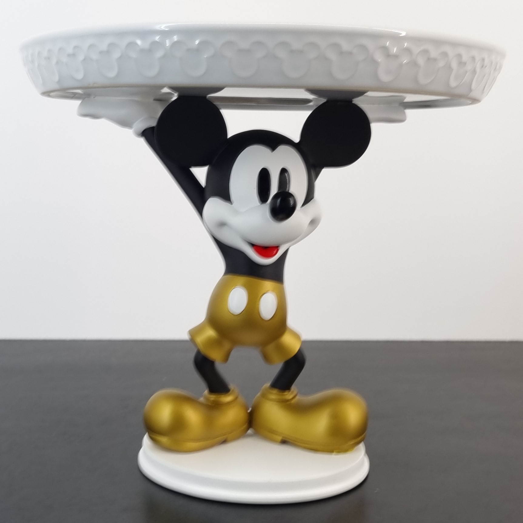 Mickey Mouse cake stand
