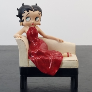 Vintage statue of Betty Boop lying down on a sofa by Westland Giftware