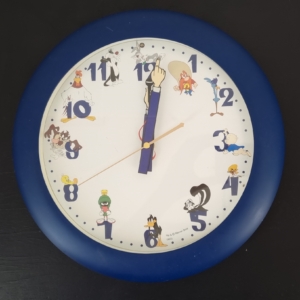 Talking Looney Tunes clock