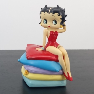 Betty Boop Money Box - Betty Boop on a stack of pillows - Tropico Diffusion - Avenue of the Stars