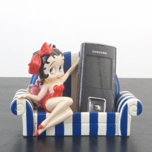 Betty Boop Phone Holder - Blue and White striped couch - Tropico Diffusion - Avenue of the Stars