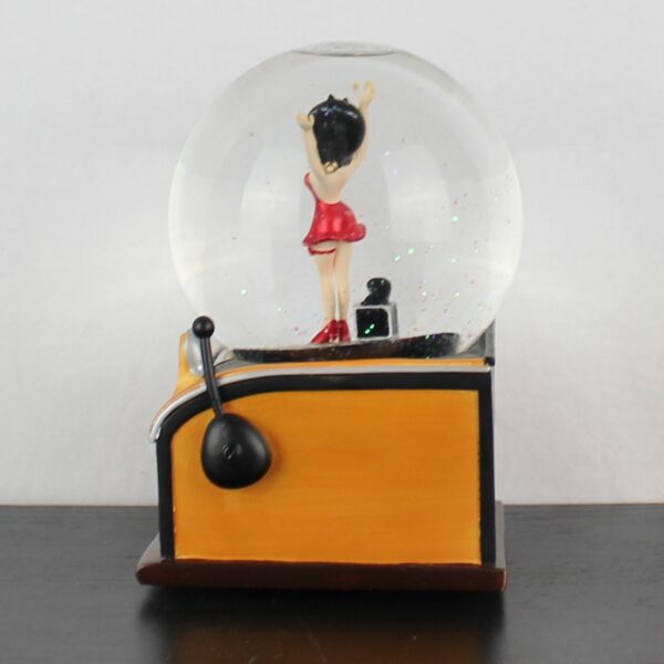 Betty Boop Snow Globe Slot Machine _left - Betty Boop Snow Globe Slot Machine _left
