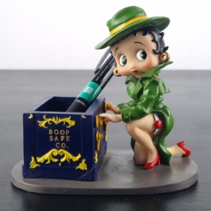 Betty Boop as a Safe-Breaker