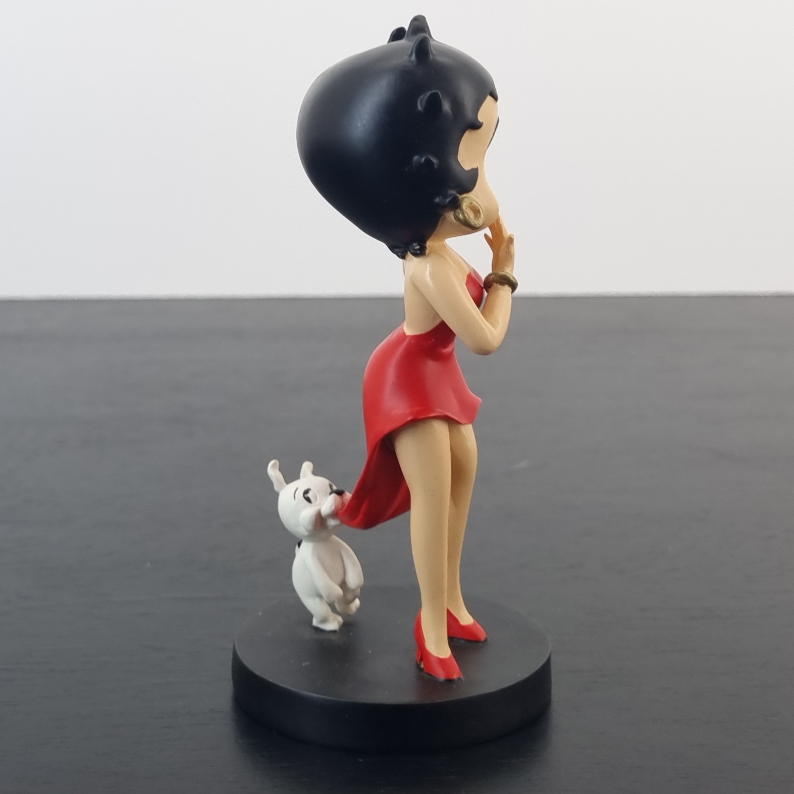 Betty Boop with Pudgy Figurine - Tropico Diffusion - Avenue of the Stars _right - Betty Boop with Pudgy Figurine - Tropico Diffusion - Avenue of the Stars _right