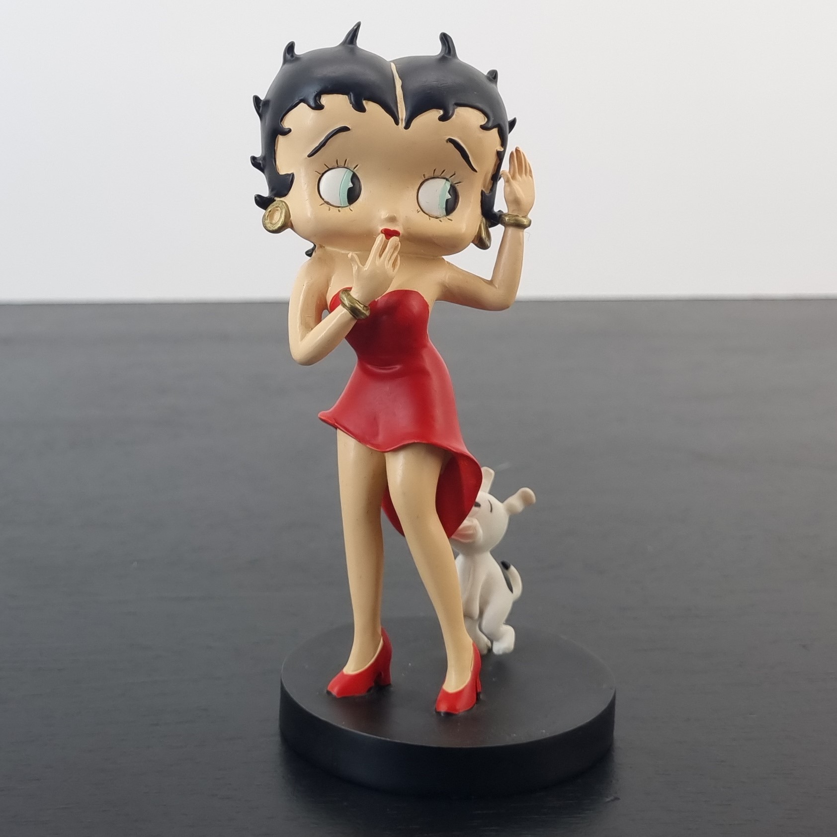 Betty Boop with Pudgy Figurine - Tropico Diffusion - Avenue of the Stars - Betty Boop with Pudgy Figurine - Tropico Diffusion - Avenue of the Stars