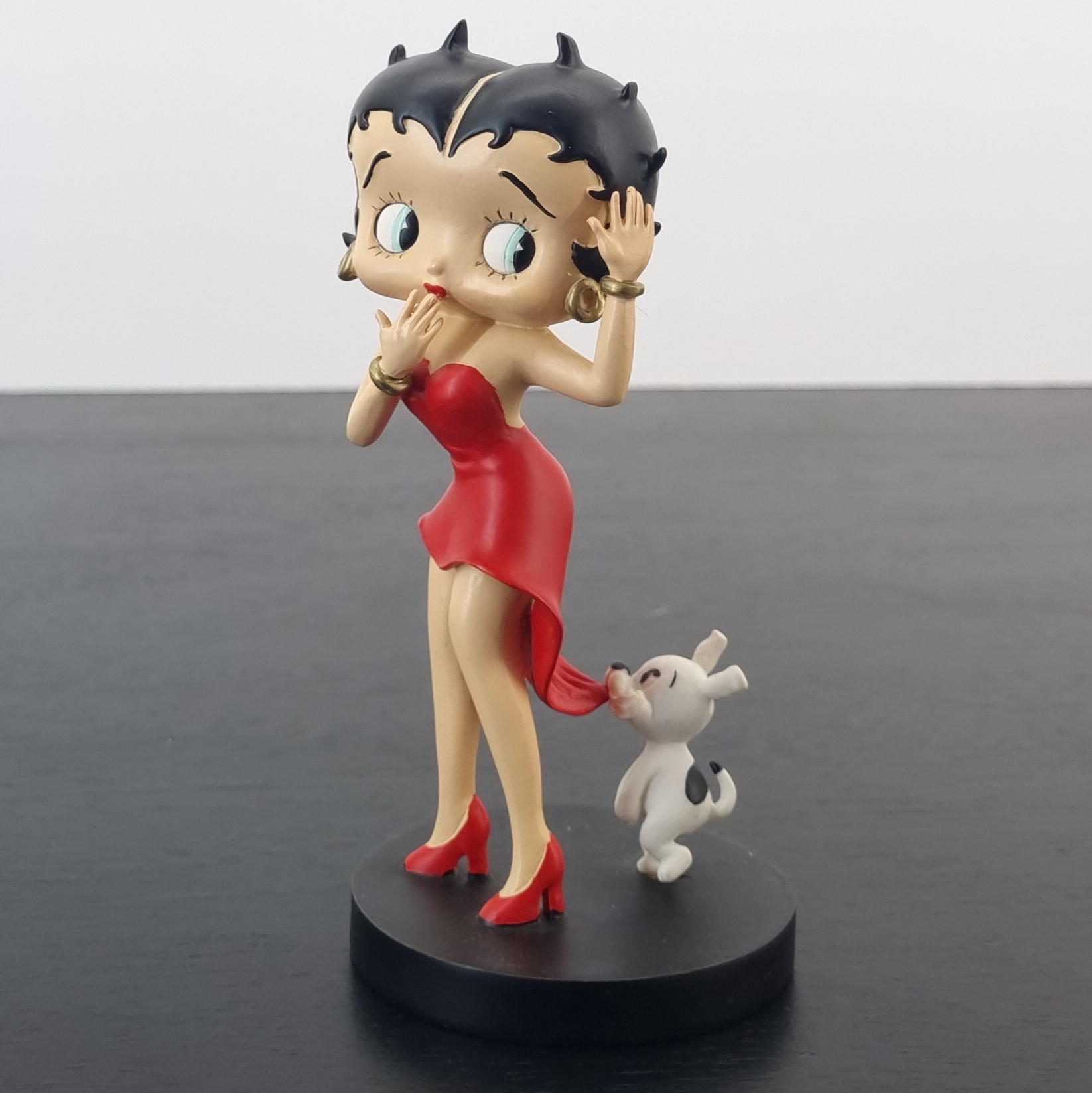Betty Boop with Pudgy Figurine - Betty Boop with Pudgy Figurine