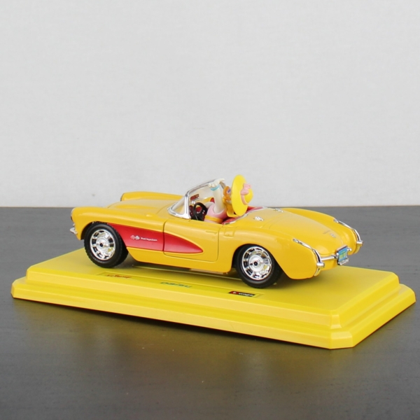 Daisy Duck Chevrolet Corvette - Bburago _left back - Daisy Duck Chevrolet Corvette - Bburago _left back
