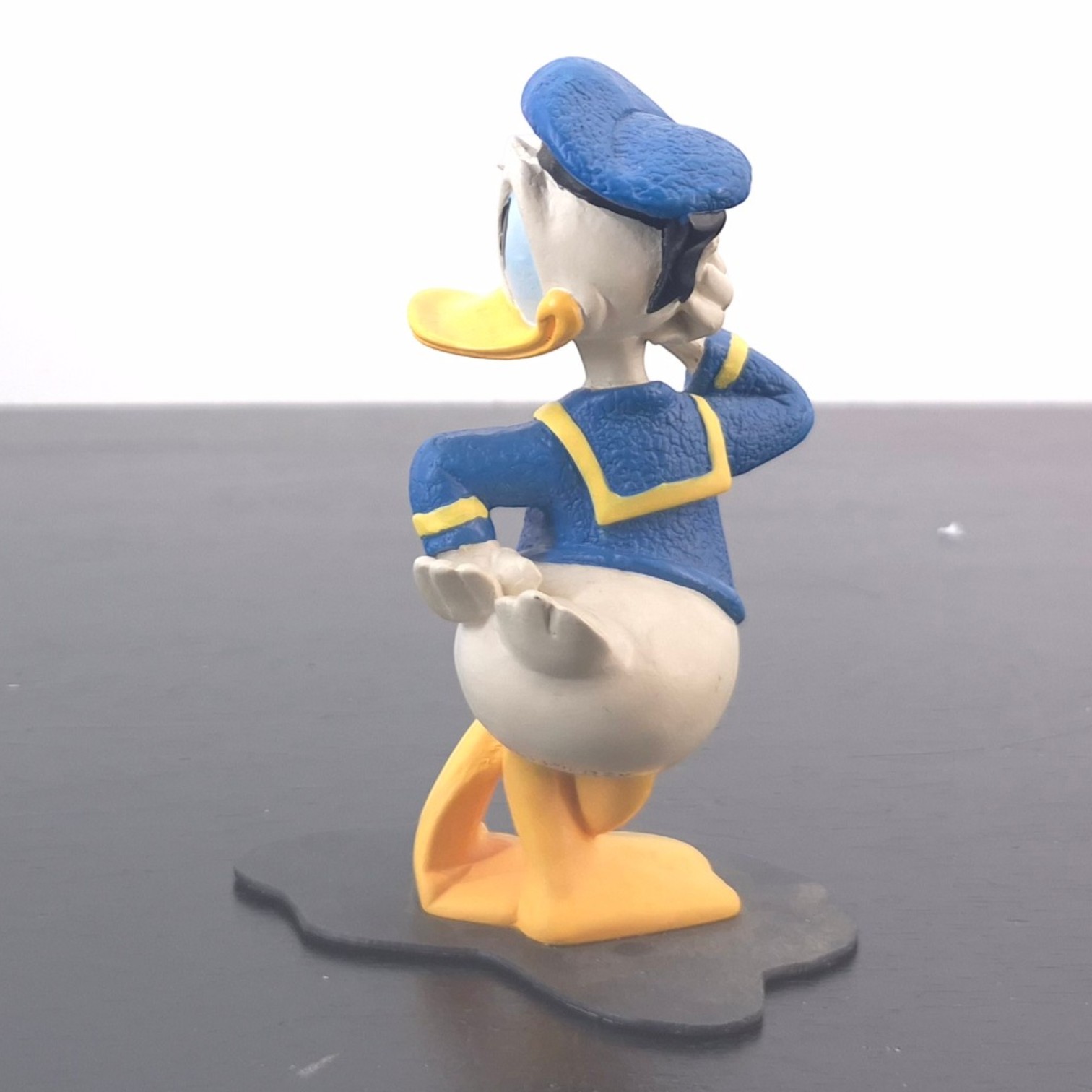 Donald Duck Proud Figurine _left back - Donald Duck Proud Figurine _left back
