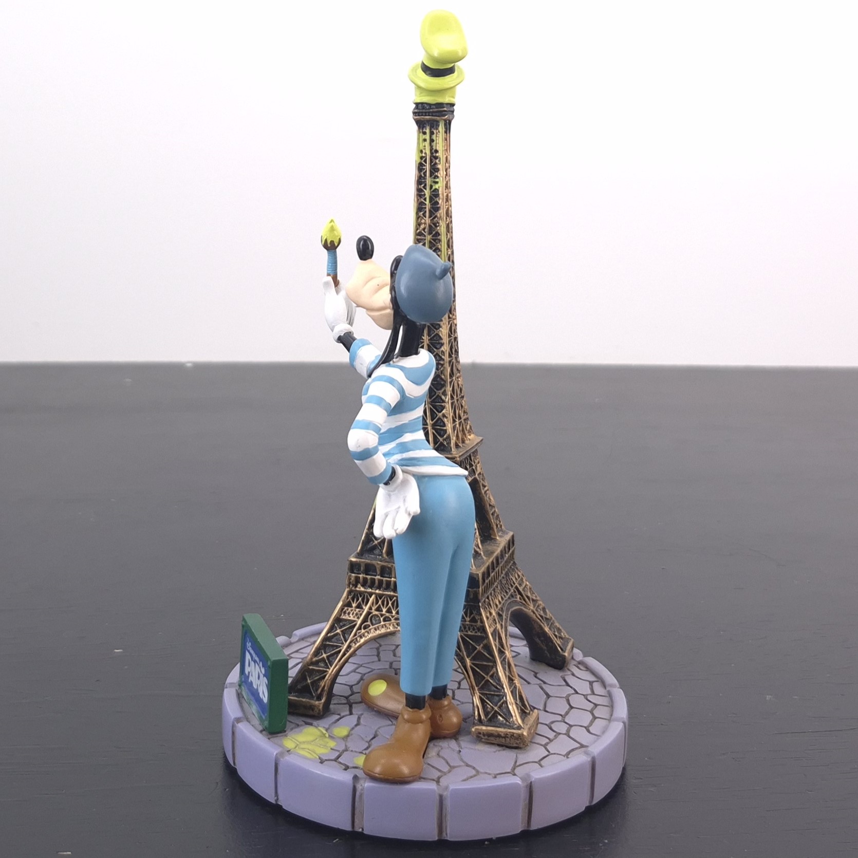 Goofy Eiffel Tower Statue _left - Goofy Eiffel Tower Statue _left