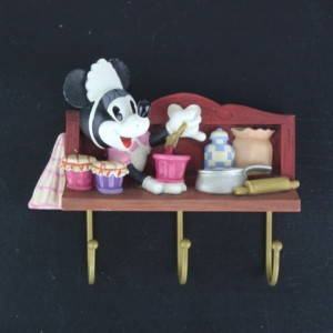 Minnie Mouse kitchen hooks by Walt Disney