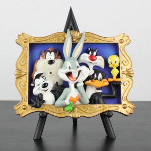 Looney Tunes Master Piece Polyresin art by Warner Bros