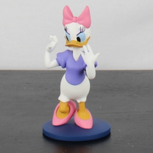 Daisy Duck statue by Walt Disney