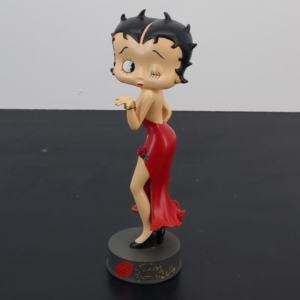 Kiss from Betty figurine