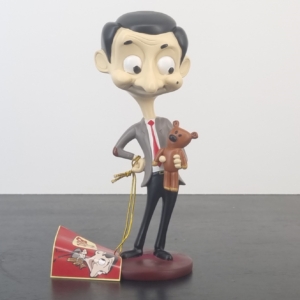 Mr Bean with teddy bear statue - Peter Mook - Rutten