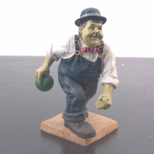 Oliver Hardy Figurine