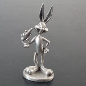 Bugs Bunny figurine