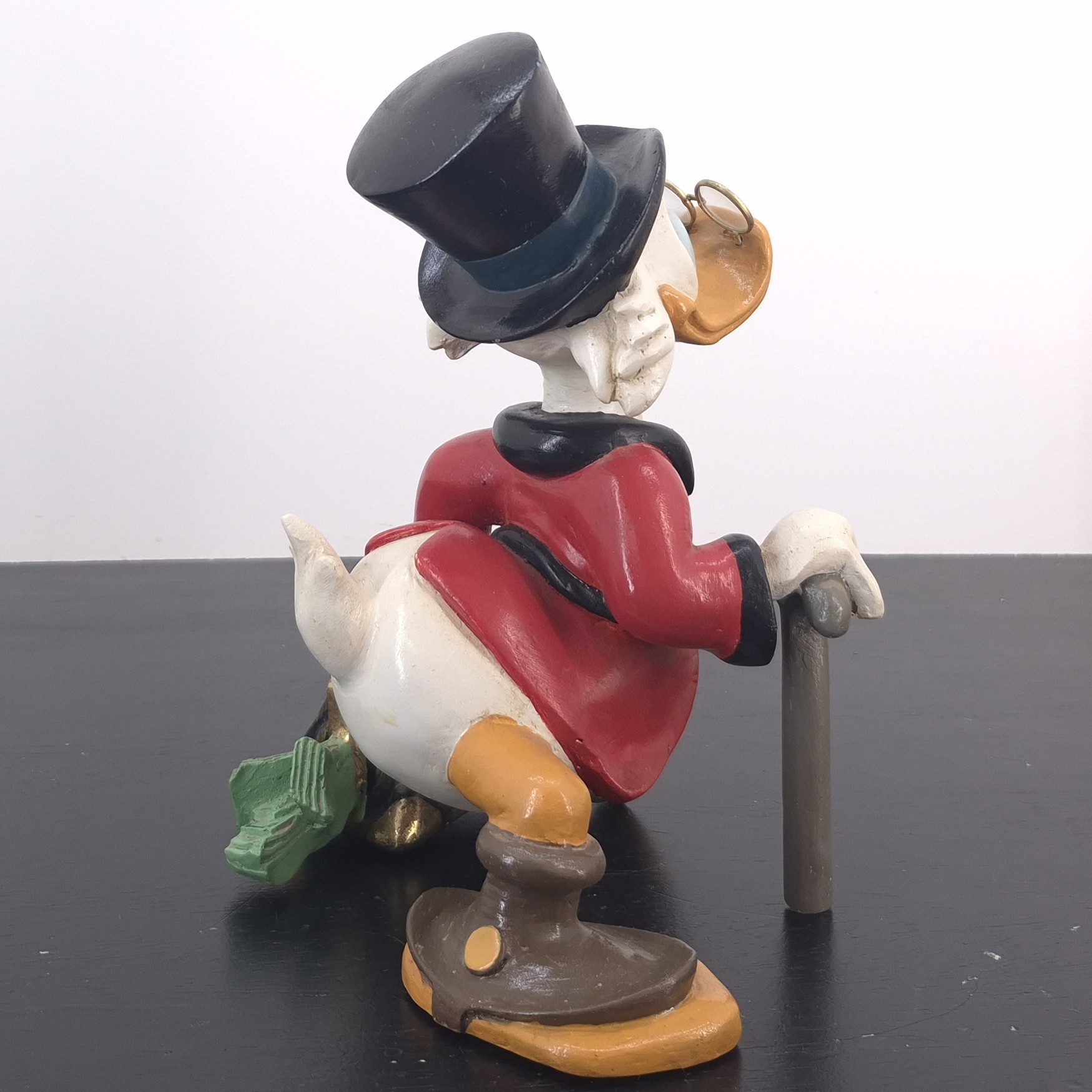 Scrooge McDuck With a Suitcase Full of Money - Small Version _right back - Scrooge McDuck With a Suitcase Full of Money - Small Version _right back
