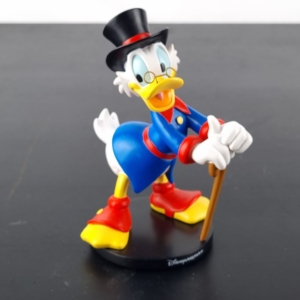 Scrooge McDuck statue