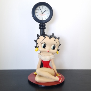 Sitting Betty Boop Clock