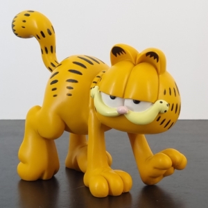 Sneaking Garfield Statue - Peter Mook - Rutten