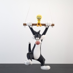 Sylvester with Tweety on trapeze statue - Peter Mook - Rutten