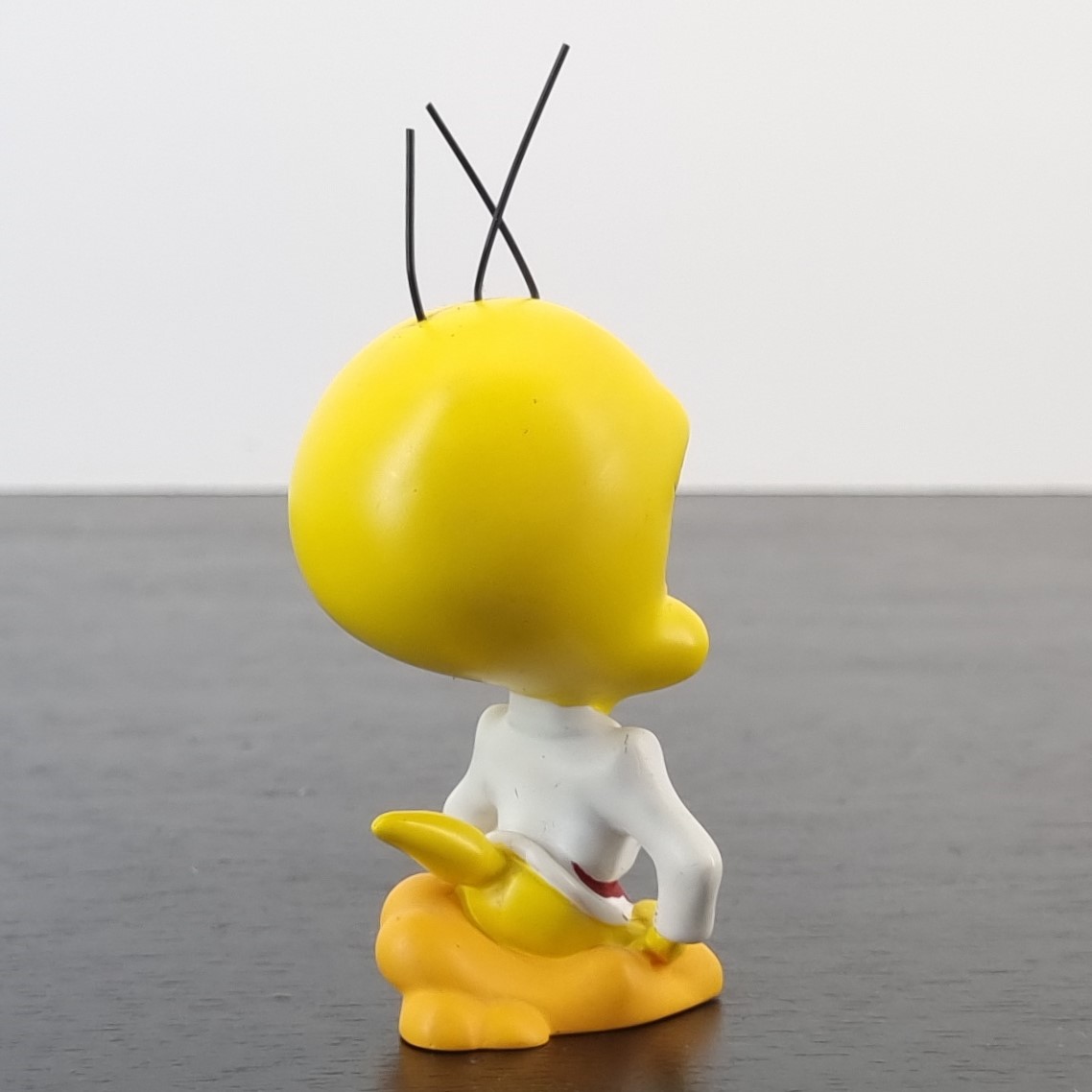 Tweety Bird karate figurine _right back - Tweety Bird figurine