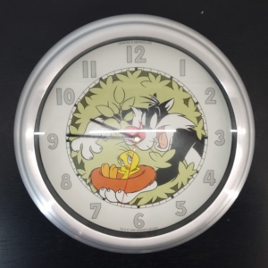 Wall Clock of Sylvester and Tweety