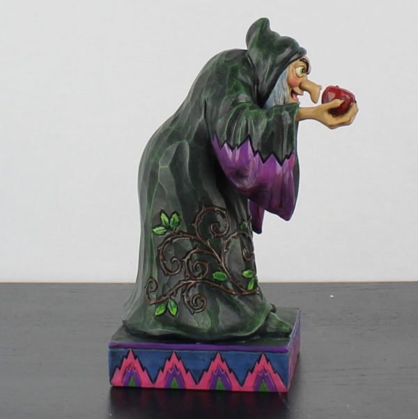 Witch - Take A Bite statue _right - Witch - Take A Bite statue _right